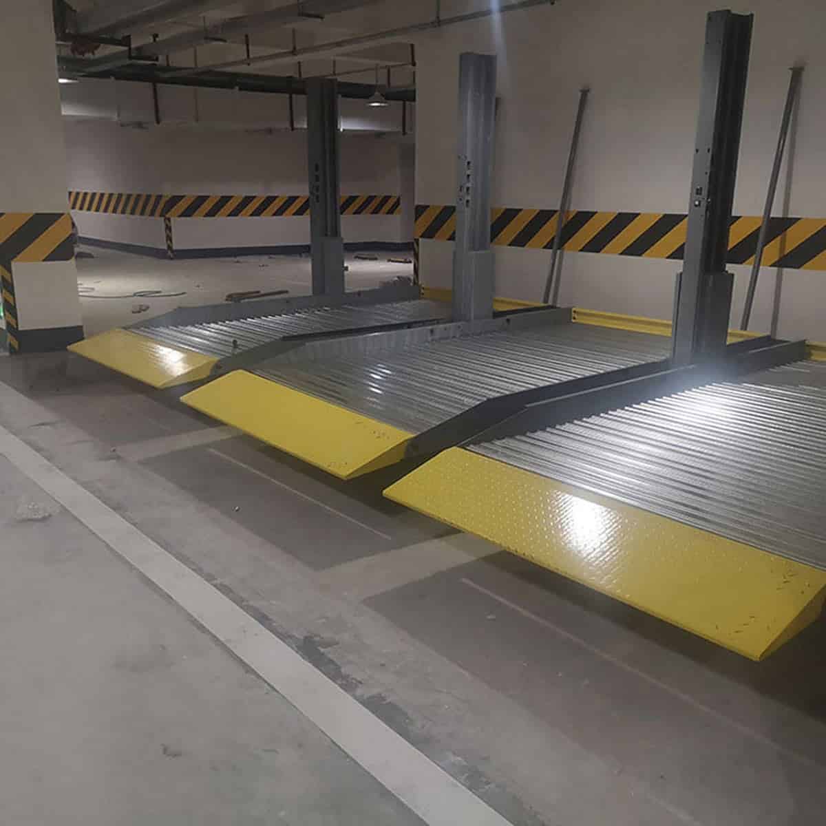 定西两柱停车位拆除